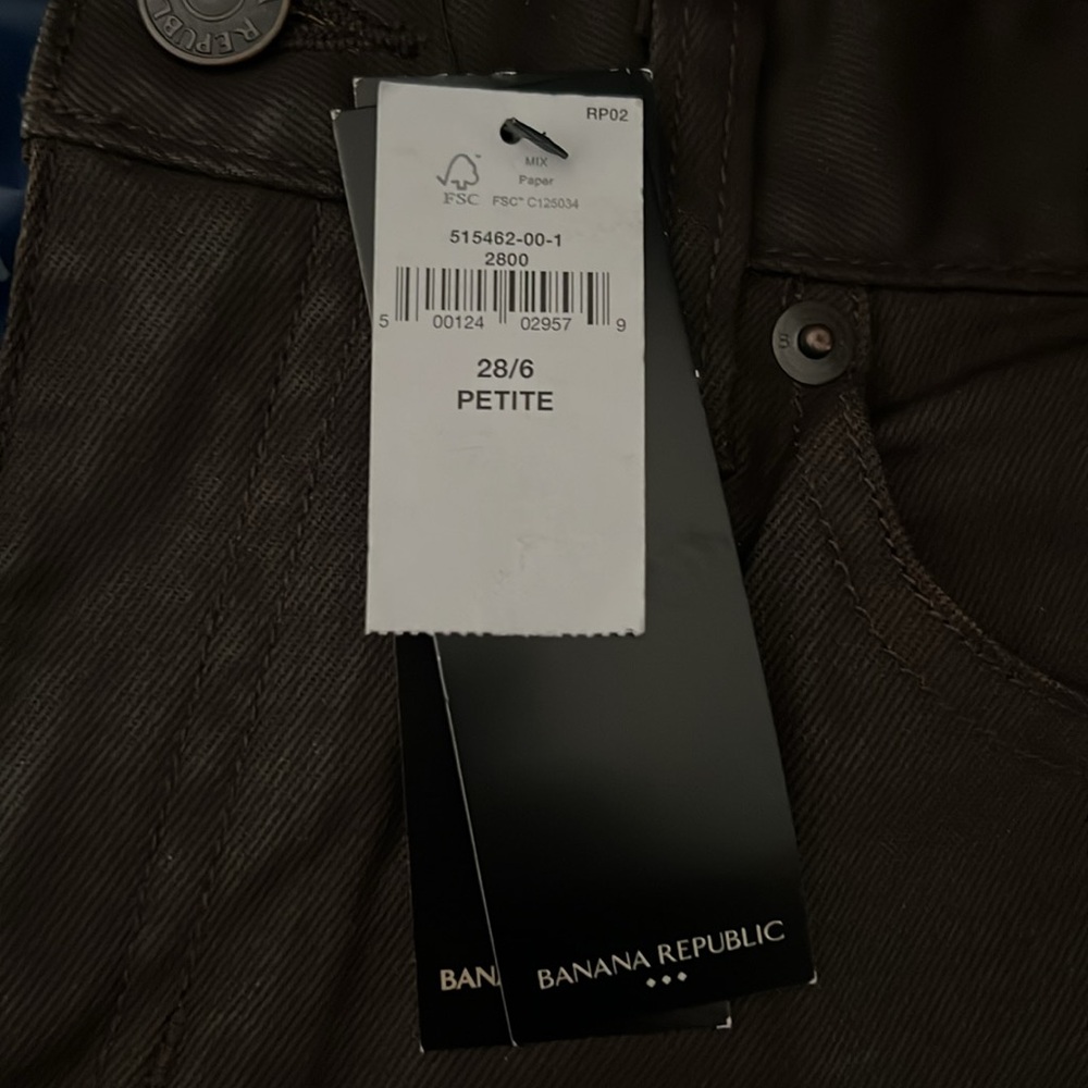 Banana Republic Mid-Rise Bootcut Coated Jeans. - Picture 6 of 6